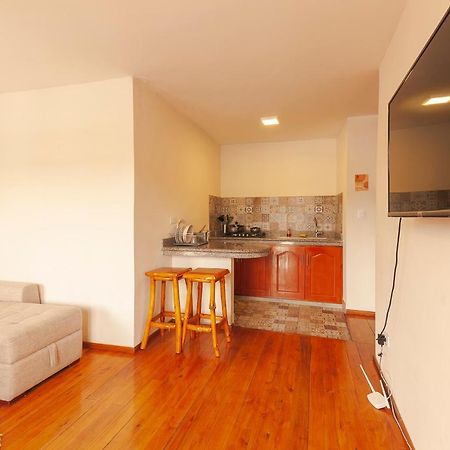 Los Ponchos Inn Apartasuite Otavalo Eksteriør bilde