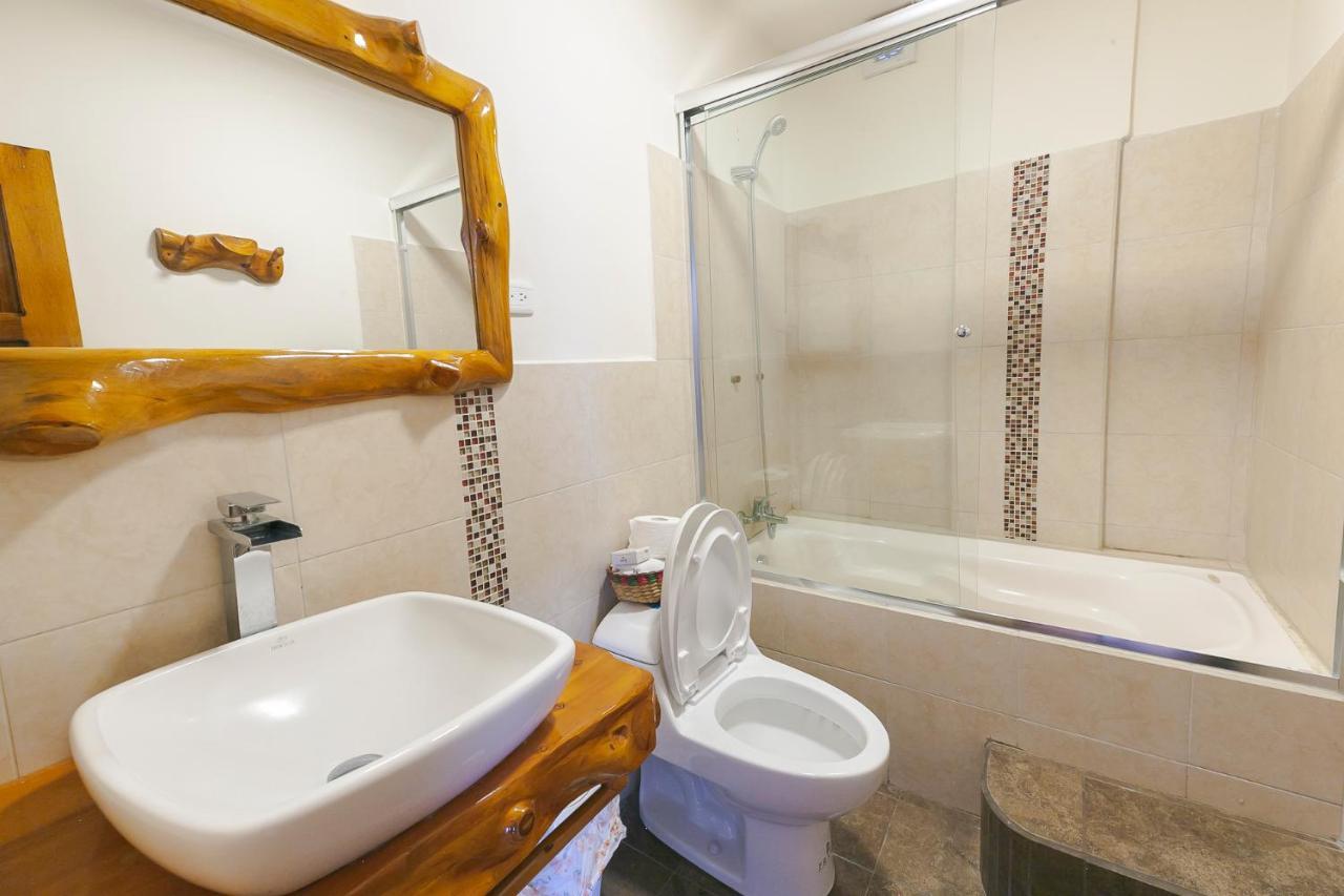 Los Ponchos Inn Apartasuite Otavalo Eksteriør bilde